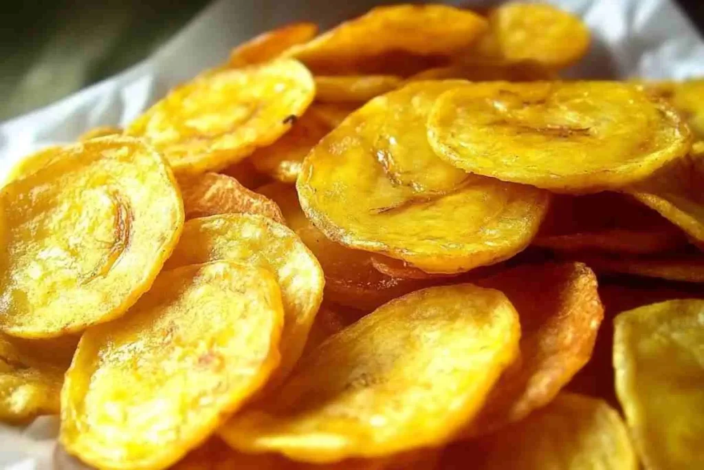 Plantain chips with creamy guacamole dip